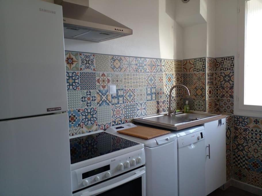 Studio 33 M2 , Climatise, Parking Exterieur Prive Gratuit Amelie-les-Bains-Palalda Bagian luar foto